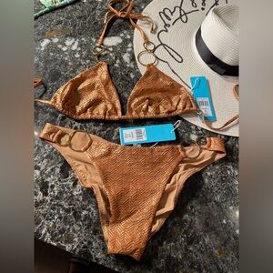 NWT beach bunny bikini Shannon XL top, L bottoms